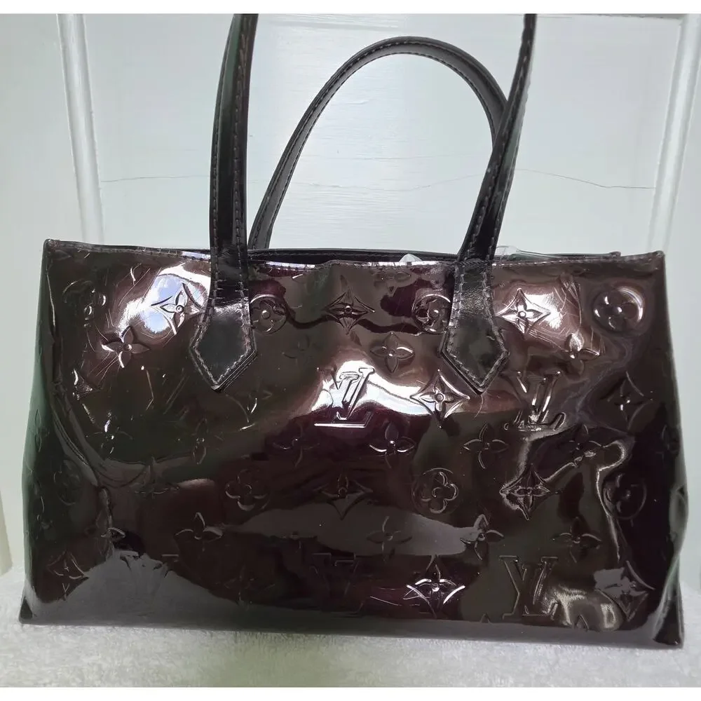 Louis Vuitton Monogram Vernis Wilshire PM Pomme D'amour Patent Leather w/ COA